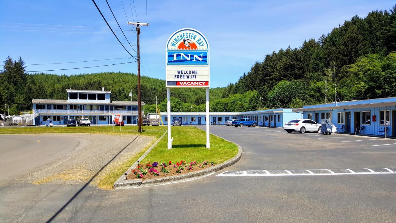 Winchester Bay Inn リーズポート エクステリア 写真