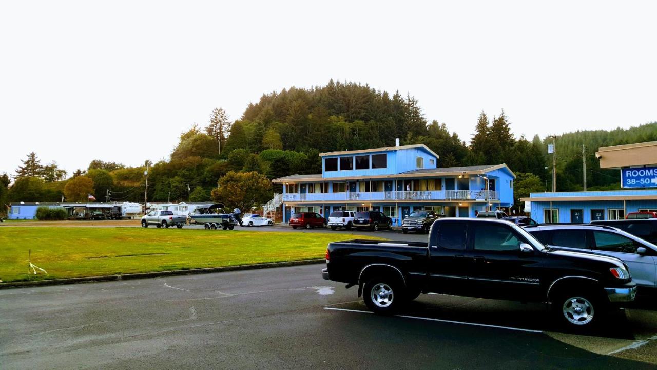 Winchester Bay Inn リーズポート エクステリア 写真